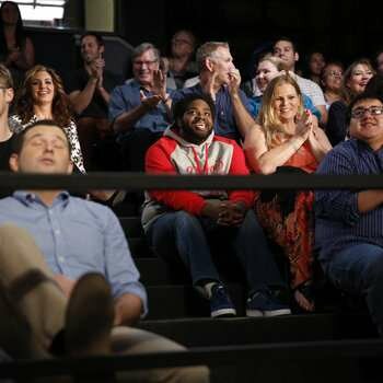 Undateable serial Live